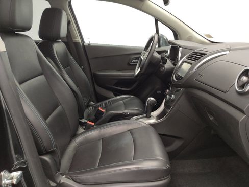 Used 2015 Chevrolet Trax LTZ FWD image 21