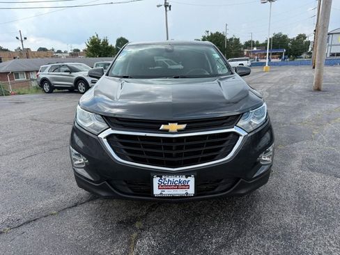 Used 2020 Chevrolet Equinox LT w/ Driver Convenience Package FWD image 9