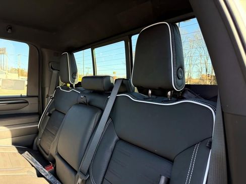 New 2026 GMC Sierra 2500 AT4X w/ AT4X AEV Edition image 7