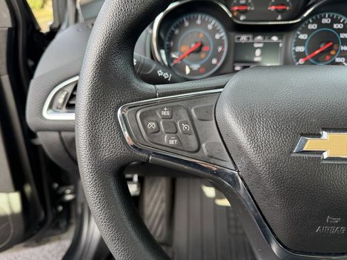 Used 2018 Chevrolet Cruze LT w/ LT Fleet Convenience Package image 18