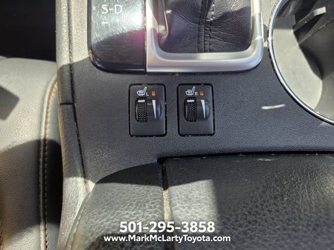 Used 2019 Toyota Highlander XLE AWD/4WD image 29