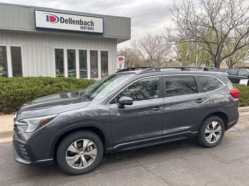 Used 2023 Subaru Ascent Premium AWD/4WD image 1