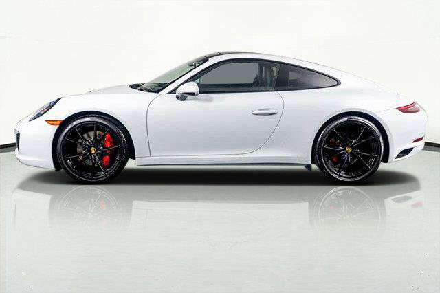 Used 2019 Porsche 911 Carrera 4S AWD/4WD image 16