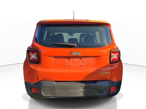Used 2016 Jeep Renegade Sport w/ Power & Air Group FWD image 5