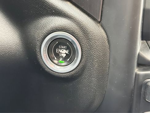 Used 2020 GMC Sierra 2500 AT4 image 43