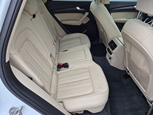 Certified 2023 Audi Q5 2.0T Premium w/ Convenience Package AWD/4WD image 18