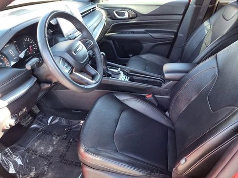 Certified 2023 Jeep Compass Limited image 9