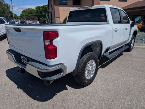 Used 2020 Chevrolet Silverado 2500 LT w/ Z71 Off-Road Package AWD/4WD image 9