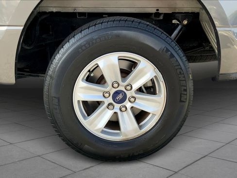 Used 2015 Ford F150 XLT w/ Equipment Group 301A Mid RWD image 11