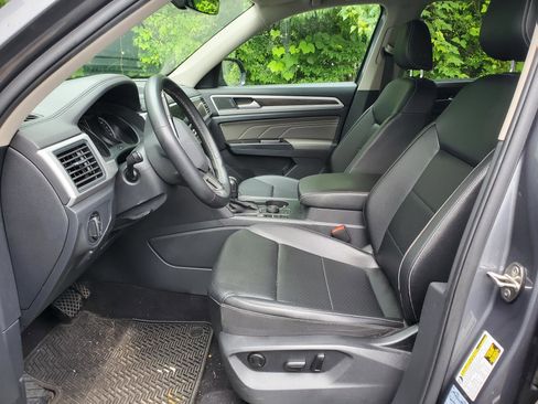 Used 2021 Volkswagen Atlas SE AWD/4WD image 12