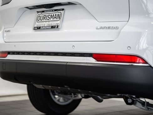 New 2025 Jeep Grand Cherokee image 8