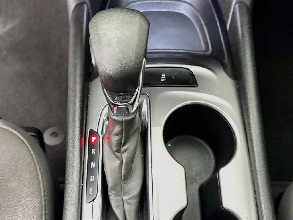Used 2022 Chevrolet Malibu LS FWD image 21