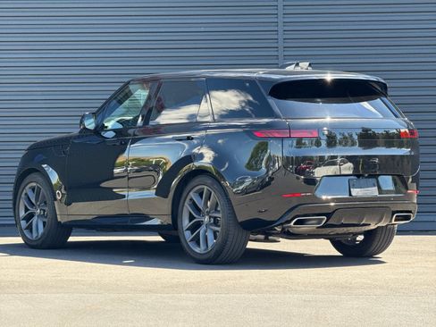 Used 2024 Land Rover Range Rover Sport Dynamic SE AWD/4WD image 4