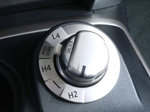 Used 2016 Toyota 4Runner SR5 image 17