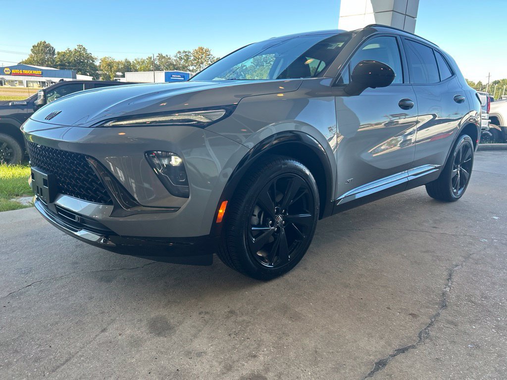 Used 2026 Buick Envision Sport Touring AWD/4WD image 4