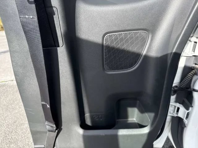 Used 2022 Nissan Frontier SV AWD/4WD image 21