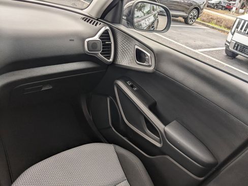 Certified 2023 Kia Soul LX w/ LX Technology Package image 13