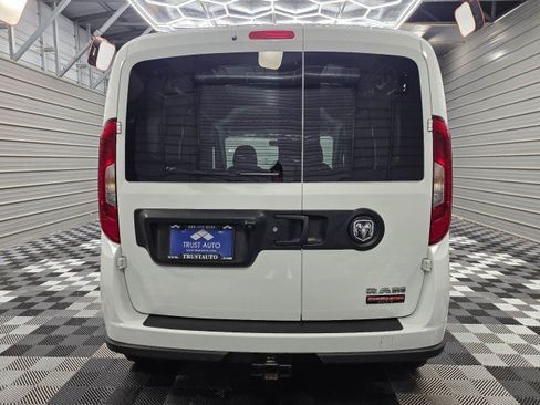 Used 2020 RAM ProMaster City Tradesman SLT FWD image 7