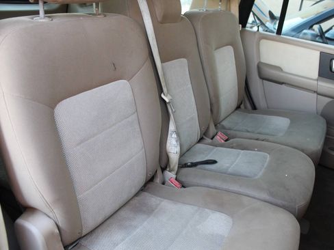Used 2003 Ford Expedition XLT RWD image 33
