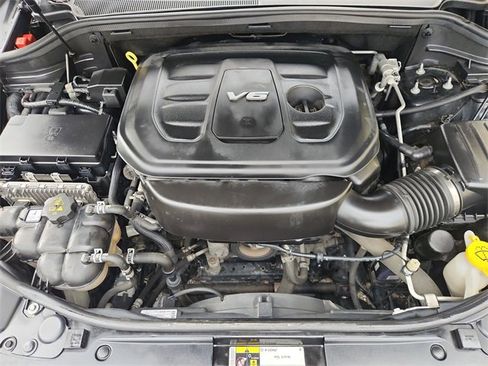 Used 2017 Jeep Grand Cherokee Limited image 28