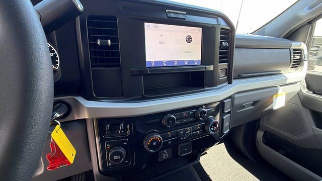 New 2026 Ford F250 XLT w/ FX4 Off-Road Package AWD/4WD image 26