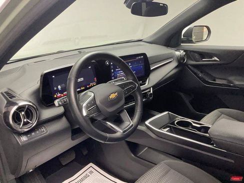 Certified 2025 Chevrolet Equinox LT AWD/4WD image 13