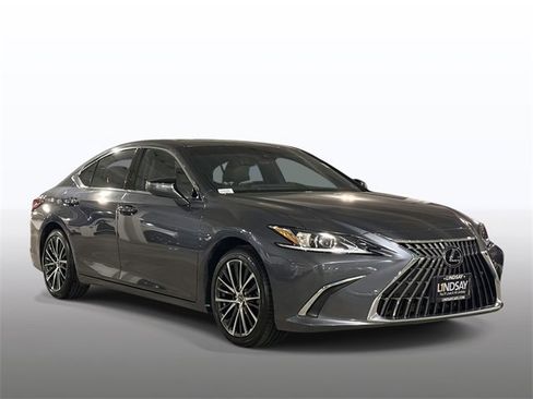 Certified 2023 Lexus ES 350 w/ Premium Package image 9