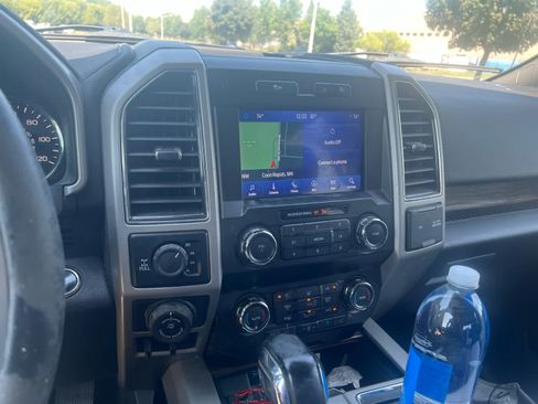 Used 2019 Ford F150 Lariat AWD/4WD image 9
