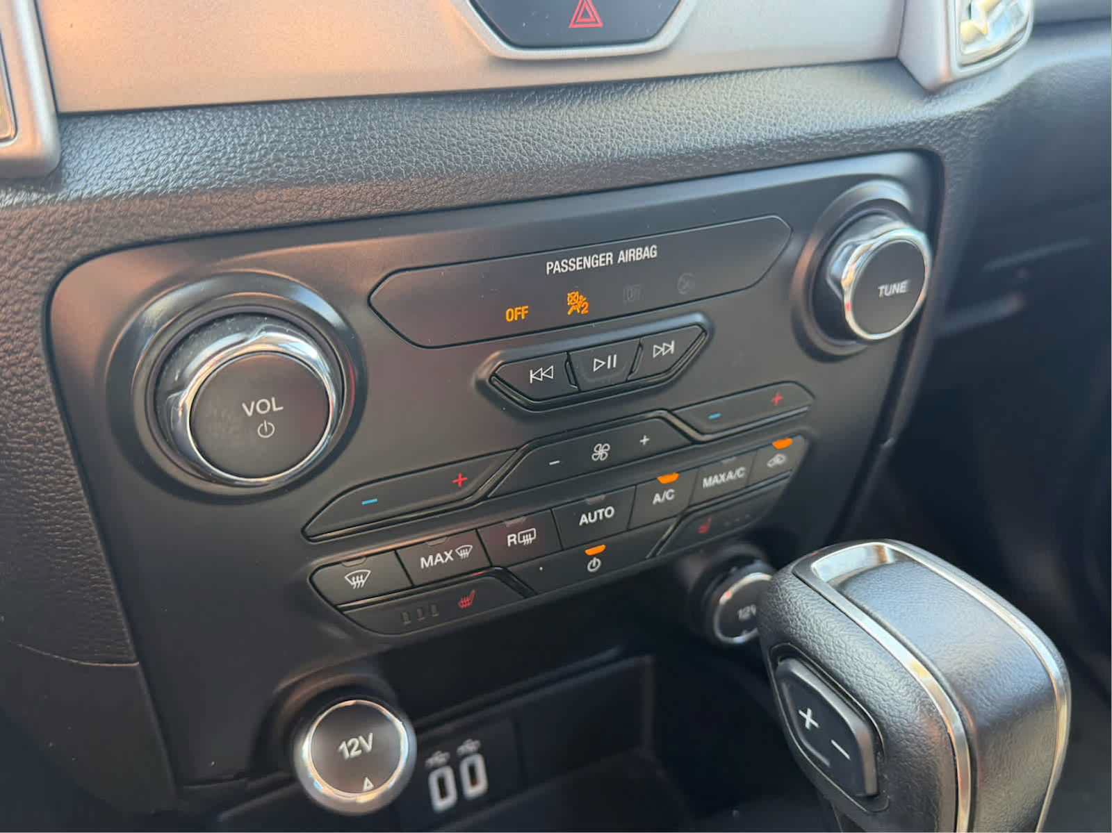 Used 2019 Ford Ranger XLT w/ Equipment Group 302A Luxury AWD/4WD image 32
