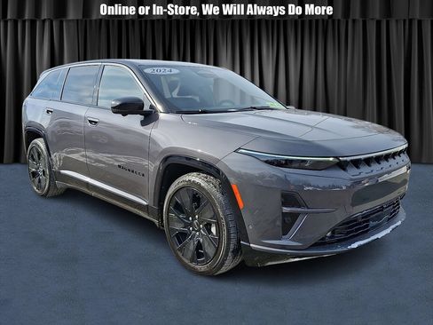 Used 2024 Jeep Wagoneer Launch Edition image 1