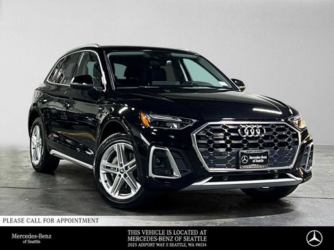 Used 2024 Audi Q5 e Premium w/ Convenience Package AWD/4WD image 1