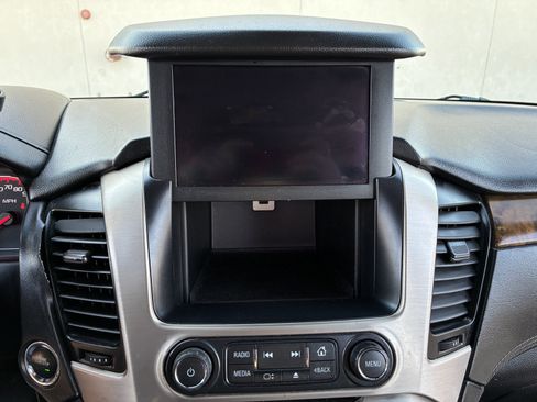 Used 2016 GMC Yukon Denali RWD image 53