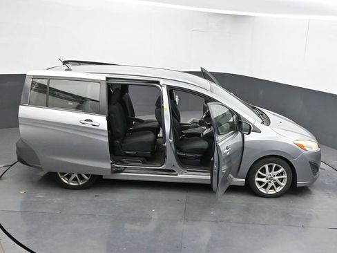 Used 2014 MAZDA MAZDA5 Touring image 45