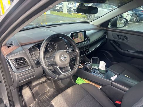 Certified 2021 Nissan Rogue S image 5