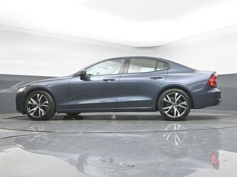 Used 2024 Volvo S60 B5 Core w/ Climate Package image 36
