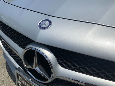 Used 2014 Mercedes-Benz SL 550 image 5
