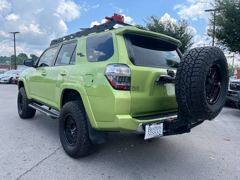 Used 2023 Toyota 4Runner TRD Off-Road Premium w/ Off Road Premium Plus Package AWD/4WD image 3