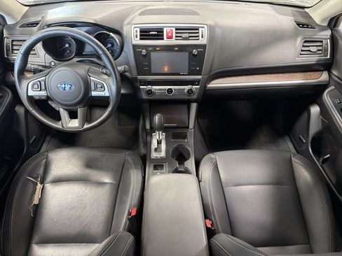Used 2016 Subaru Outback 2.5i Limited AWD/4WD image 10