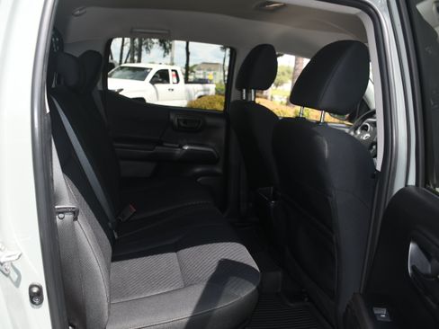 Certified 2023 Toyota Tacoma 4x4 Double Cab w/ Trail Edition image 17