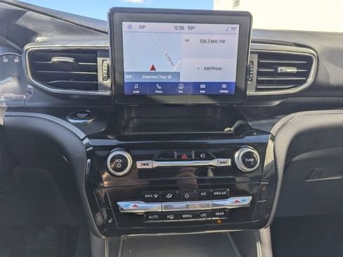 Used 2023 Ford Explorer ST-Line image 23