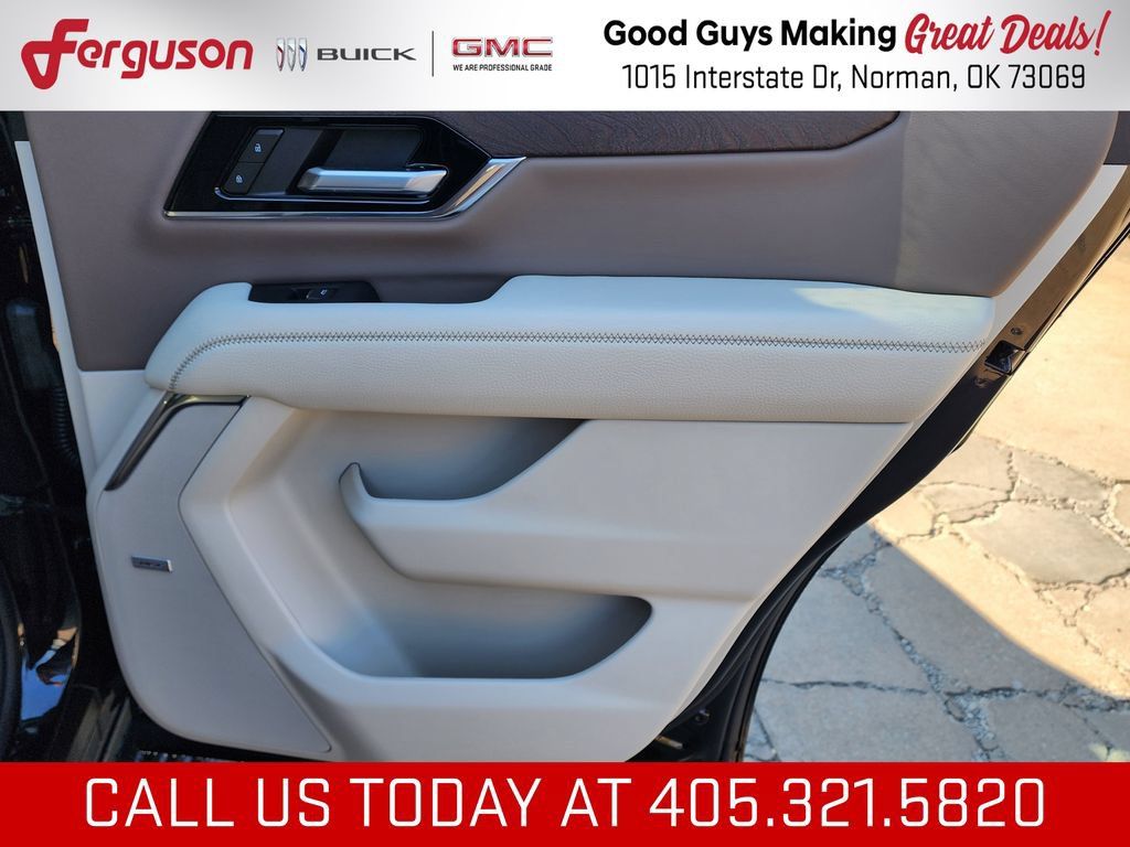 New 2026 GMC Yukon Denali w/ Denali Reserve Package AWD/4WD image 49