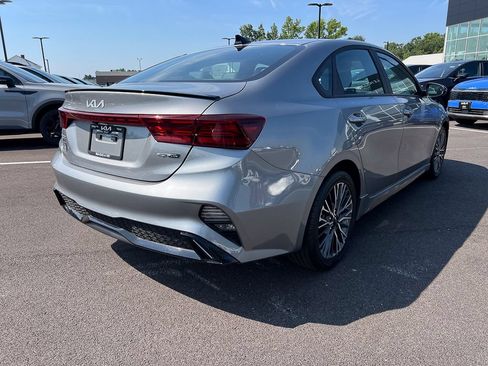 Used 2023 Kia Forte GT-Line w/ GT-Line Technology Package FWD image 6