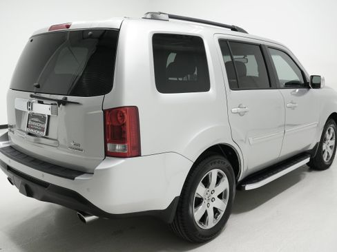Used 2015 Honda Pilot Touring image 4