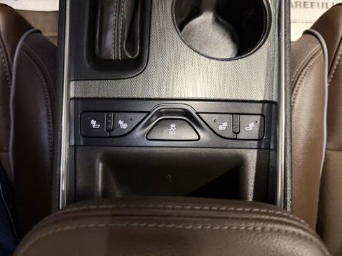 Used 2014 Chevrolet Impala LT w/ Premium Seating Package image 41