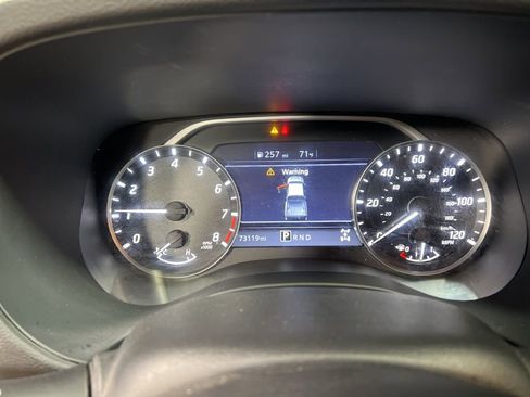 Used 2022 Nissan Frontier SV AWD/4WD image 33