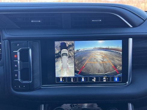 Used 2024 GMC Yukon Denali AWD/4WD image 20