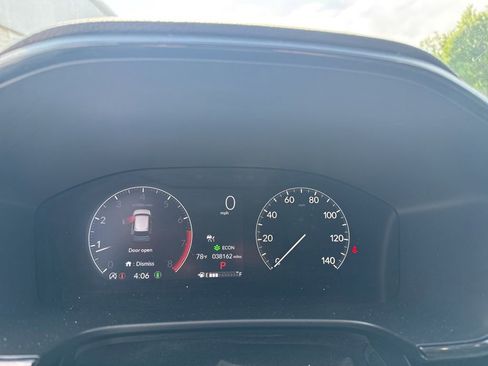 Used 2025 Honda CR-V EX-L image 13
