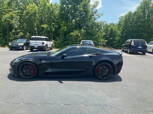 Used 2018 Chevrolet Corvette Z06 RWD image 8