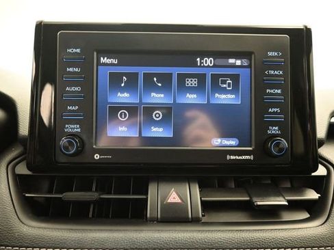 Used 2021 Toyota RAV4 XLE AWD/4WD image 14