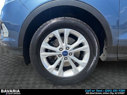 Used 2018 Ford Escape SE AWD/4WD image 9